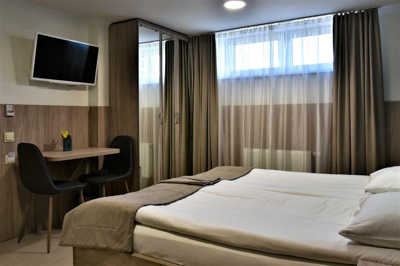Expo Hotel Comfort Kyjev Exteriér fotografie